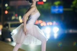 英雄联盟总决赛2025-末节带走胜利，德罗赞提前终结悬念