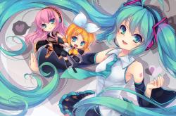 英雄联盟总决赛直播-夜色沸腾，巴林赛道与绿茵场的平行叙事