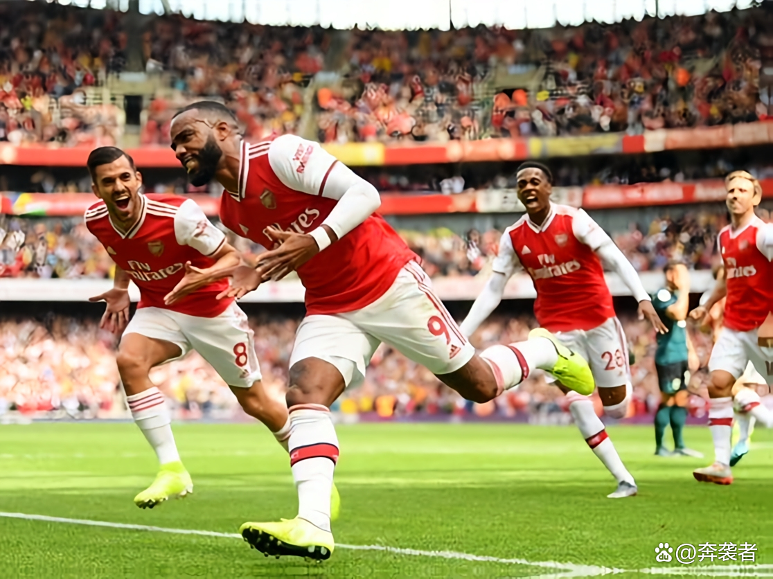 英超决赛震撼开打，巅峰对决引爆全场