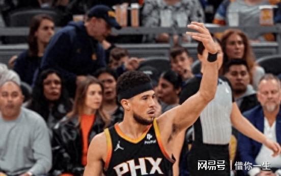 吉林队绝杀马刺，布克扛起全队