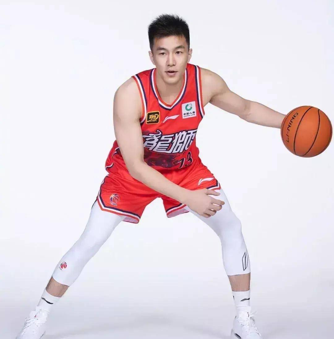 公牛鏖战新疆队，郭艾伦高光表现的简单介绍