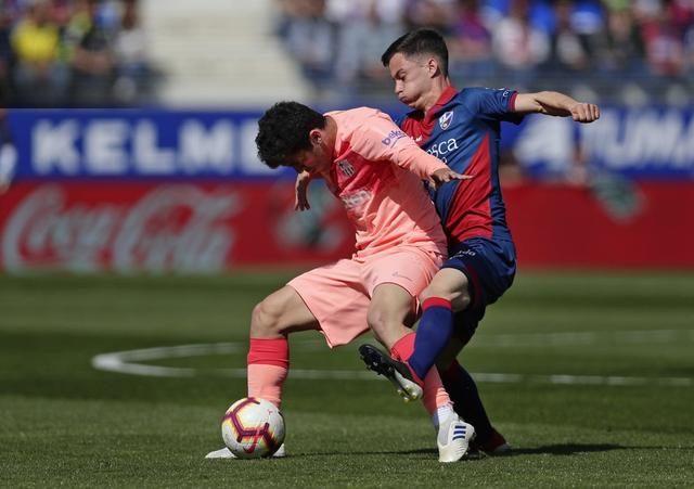 巴萨翻盘智利，皮克扛起全队