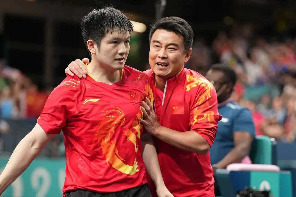 中国队完胜瑞典队,王皓带队取胜 中国队完胜瑞典队,王皓带队取胜