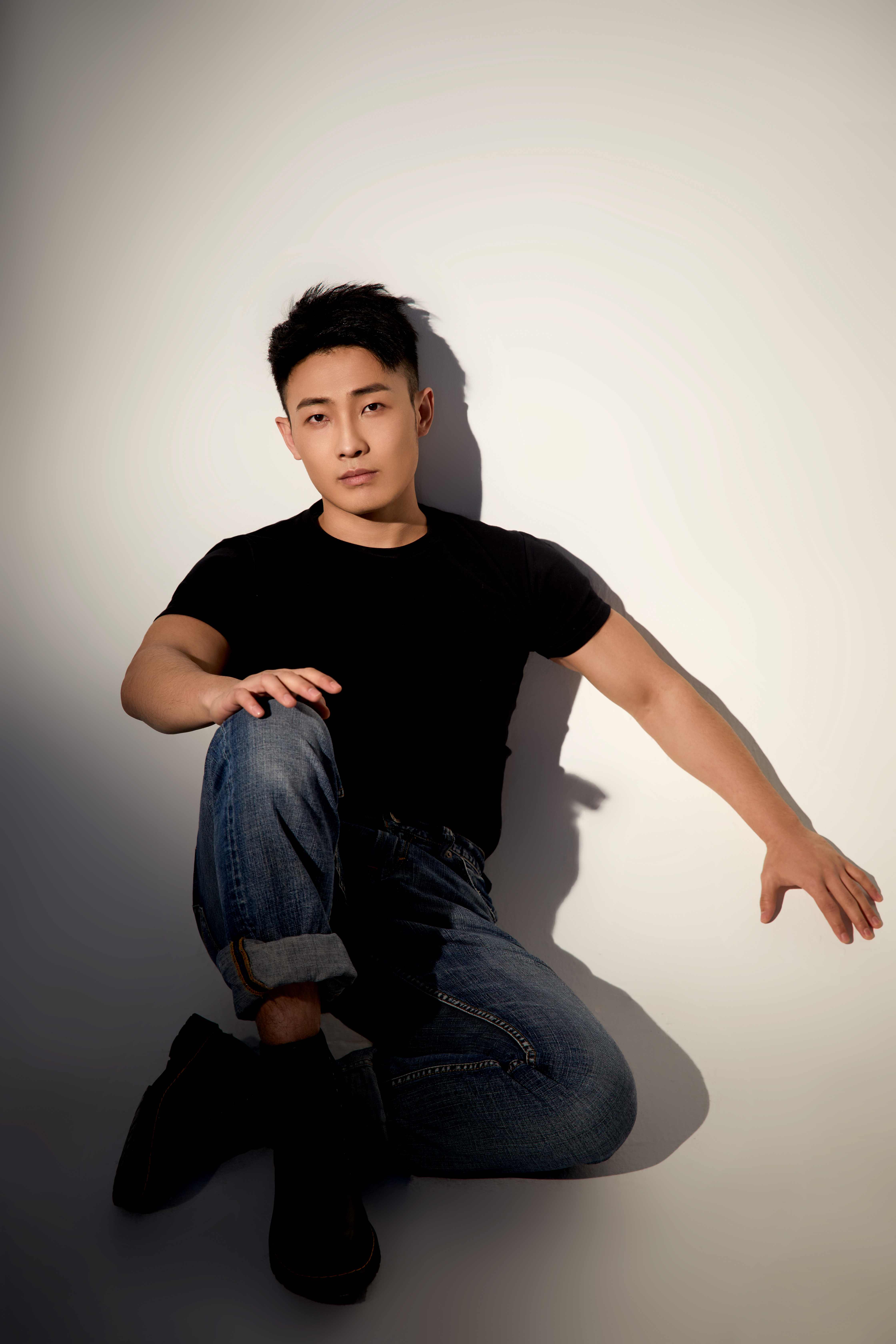 印尼队横扫法国队,李梓嘉扛起全队 印尼队横扫法国队,李梓嘉扛起全队