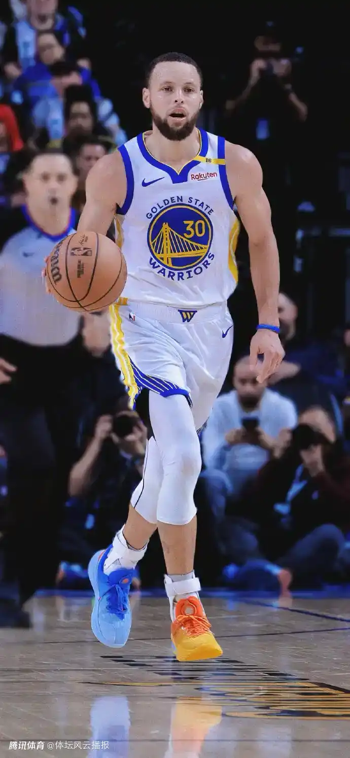 独行侠碾压爵士，库里刷新纪录