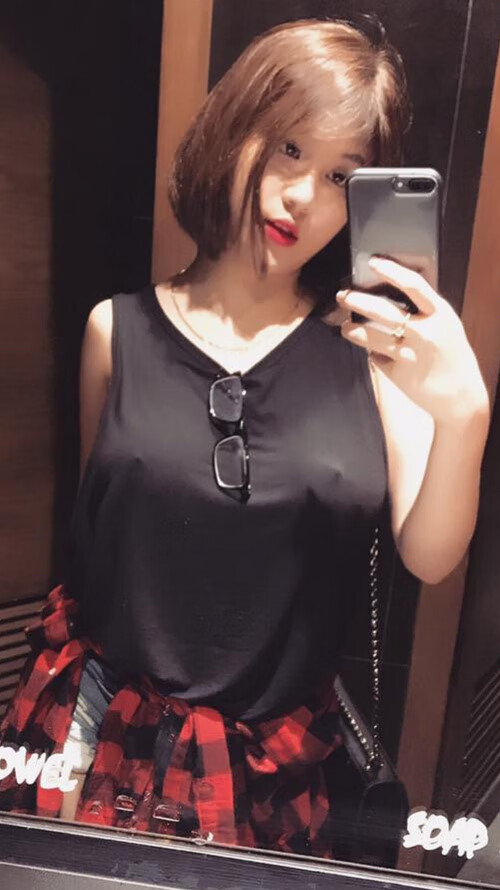 跨洋对决，勇士连续得分潮淹没深圳，哈登全能数据引爆赛场